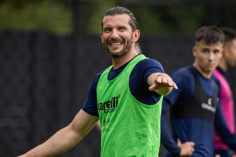 Sześć treningów, przed sparingiem, z Kotwicą Kołobrzeg