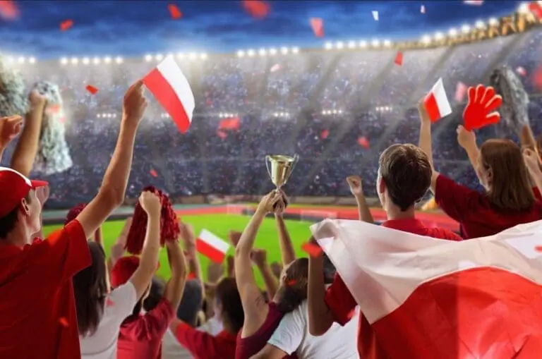 Piłka nożna w Polsce, na przestrzeni lat