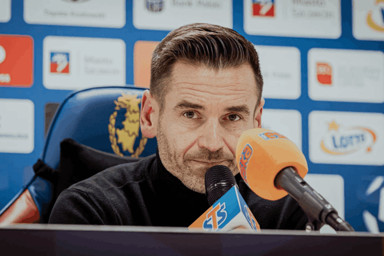 Robert Kolendowicz: ,,Podnosimy głowy i pracujemy dalej''