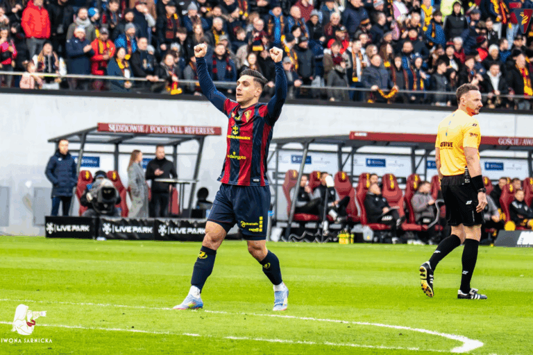 Efthymios Koulouris i Marcel Wędrychowski po meczu z GKS-em Katowice