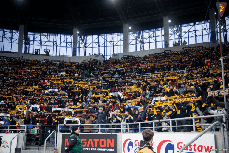 Jesteś karnetowiczem? Nigdy nie byłeś na meczu? Odbierz darmowe bilety na starcie z Motorem Lublin!