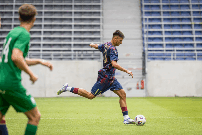 W trójmeczu górą pierwszy zespół Pogoni Szczecin