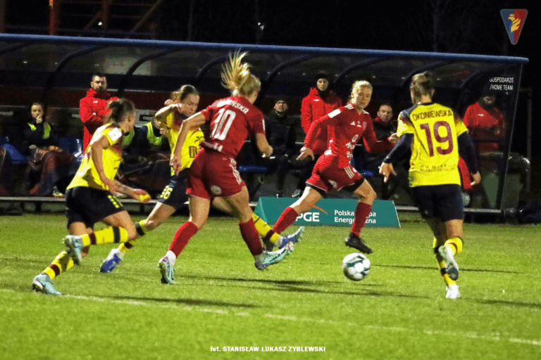 Transmisja meczu kobiecej Pogoni Szczecin z SMS-em Łódź