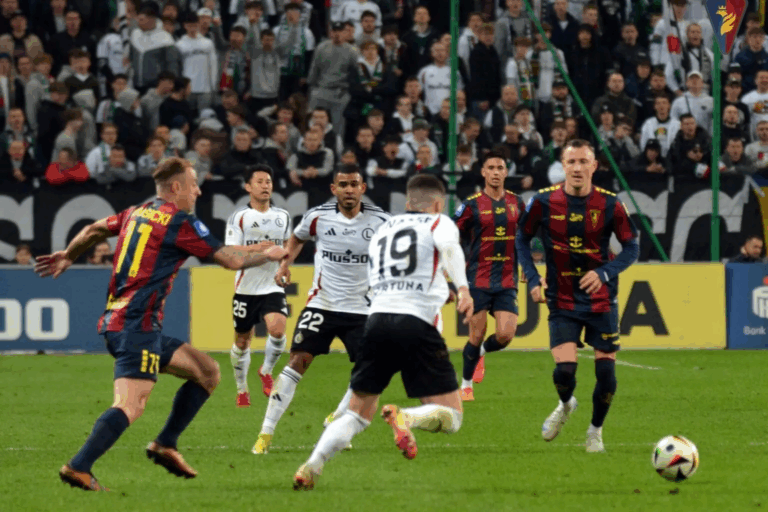 Legia Warszawa kontra Pogoń Szczecin - Bitwa o punkty na Łazienkowskiej