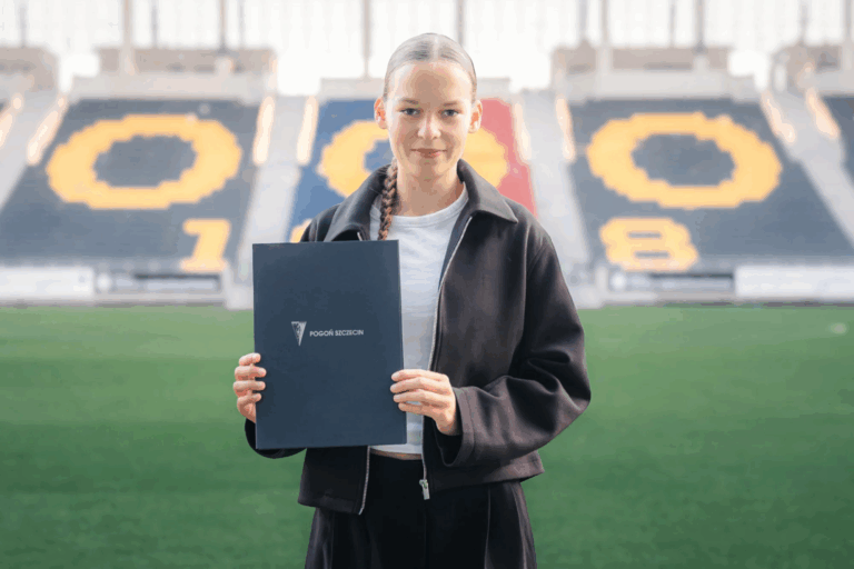 Hanna Woźniak podpisała profesjonalny kontrakt z Pogonią Szczecin