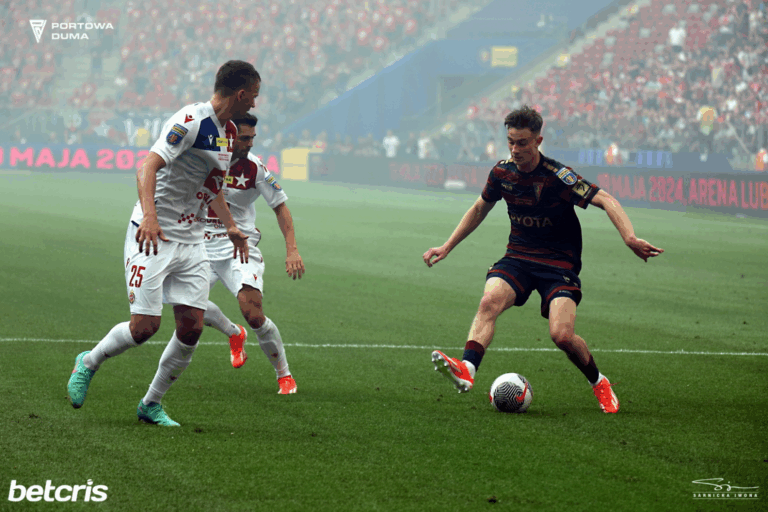 Oficjalnie! Pogoń Szczecin zagra w październiku z Wisłą Kraków!