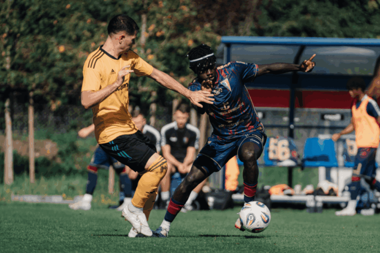 Sparing Pogoń Szczecin - Górnik Łęczna: Charytatywny mecz z emocjami