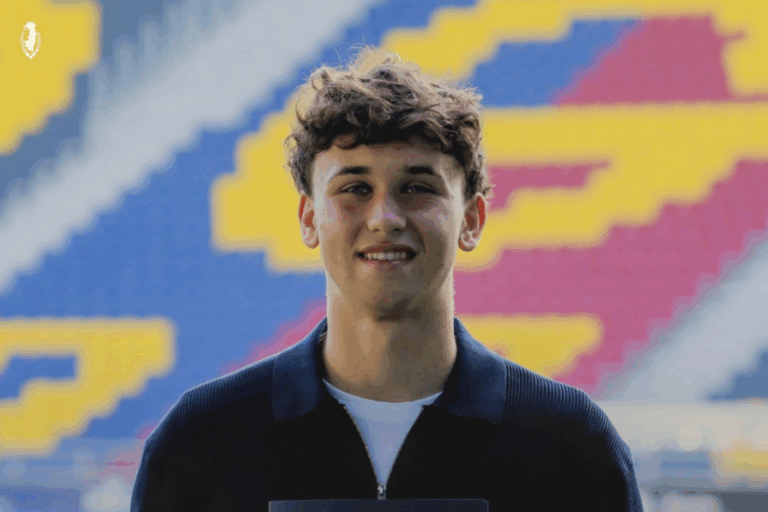 Kacper Stanowski z profesjonalnym kontraktem