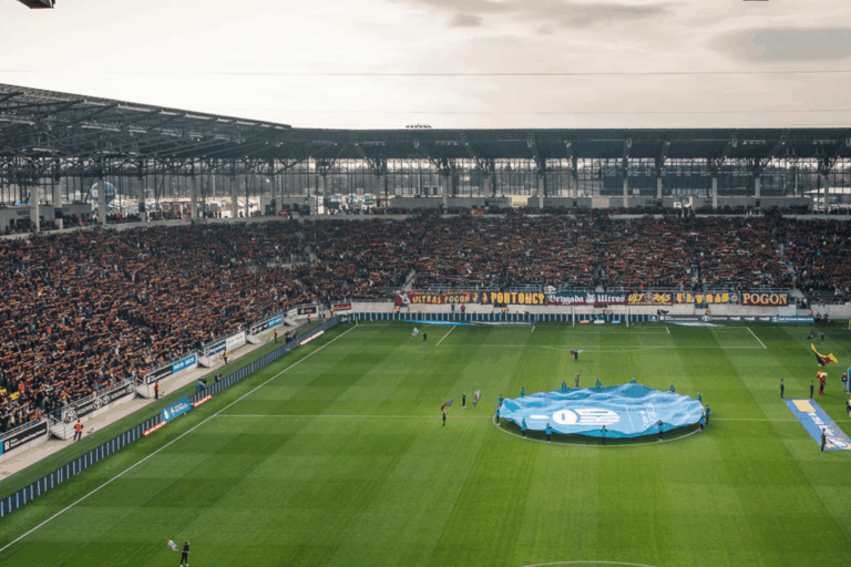 Masz karnet i nie możesz iść na mecz? Zwróć bilet i uzyskaj voucher!