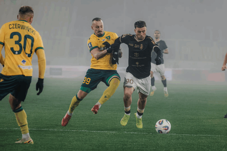 SEZON 2: Odcinek 13: Mgła i nostalgia