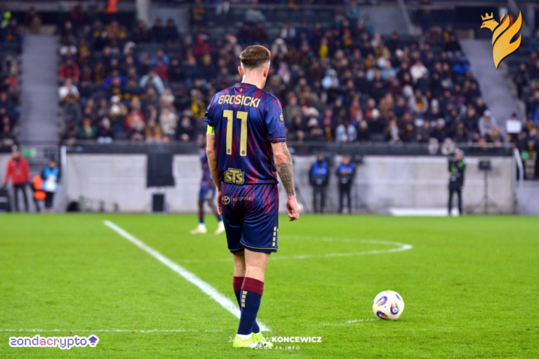 Alex Haditaghi: ,,Kamil chce zostać i my chcemy, aby został''