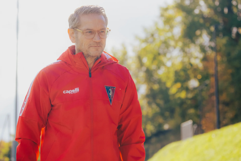 Czy dobry trener może być magnesem dla piłkarzy… w Pogoni Szczecin?