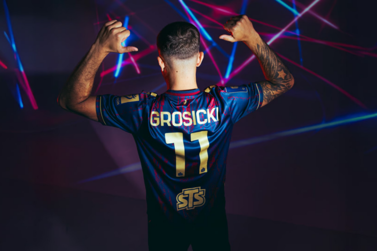 Specjalna oferta w sklepie Pogoni Szczecin z okazji przedłużenia kontraktu Kamila Grosickiego!