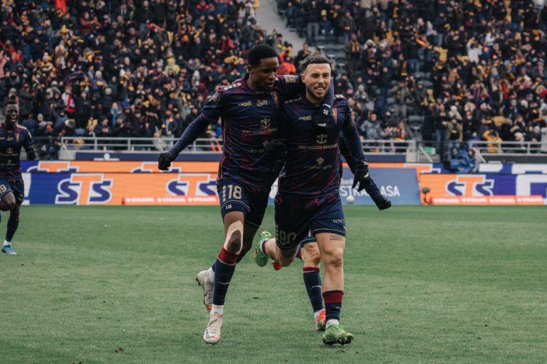 Piękny gol z rzutu wolnego, bramka byłego Portowca i finalnie tylko remis