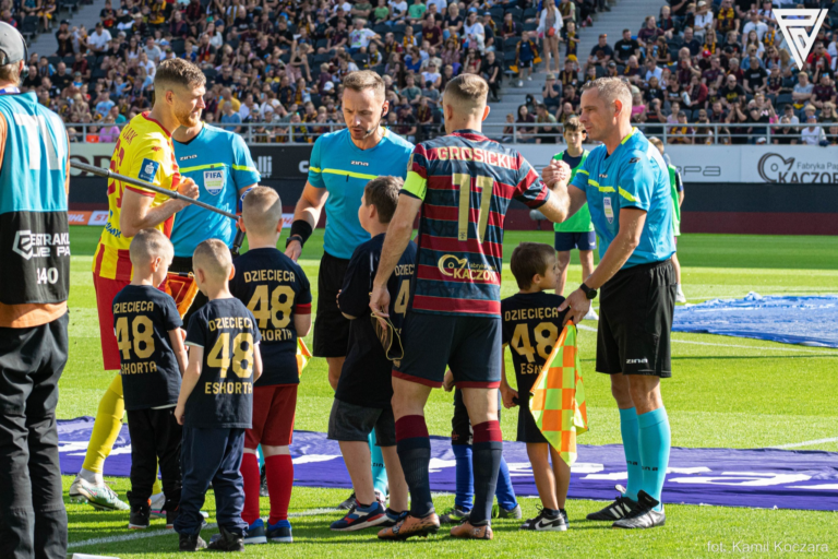 Gdzie będzie można obejrzeć dzisiejszy mecz z Koroną Kielce?