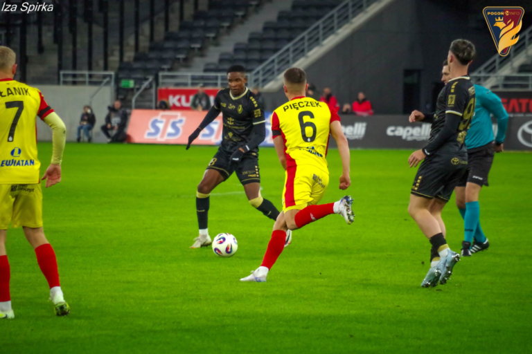 Ryzykowny ''Diament'' czy Sprawdzony ''Ligowiec''? Wielki dylemat budowania Dumy Pomorza