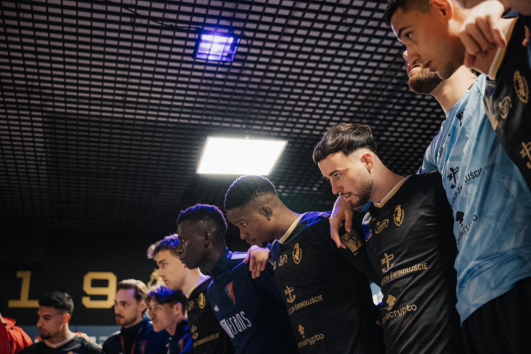 Pogoń wózkiem na glinianych kołach. Trzęsienie ziemi w Szczecinie po klęsce z Legią Warszawa