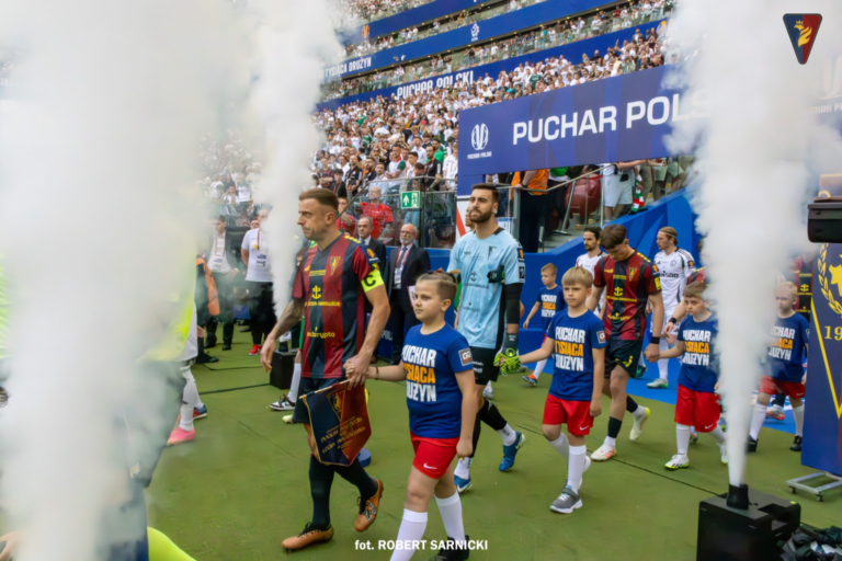 Kamil Grosicki poinformował, że oficjalnie kończy reprezentacyjną karierę!
