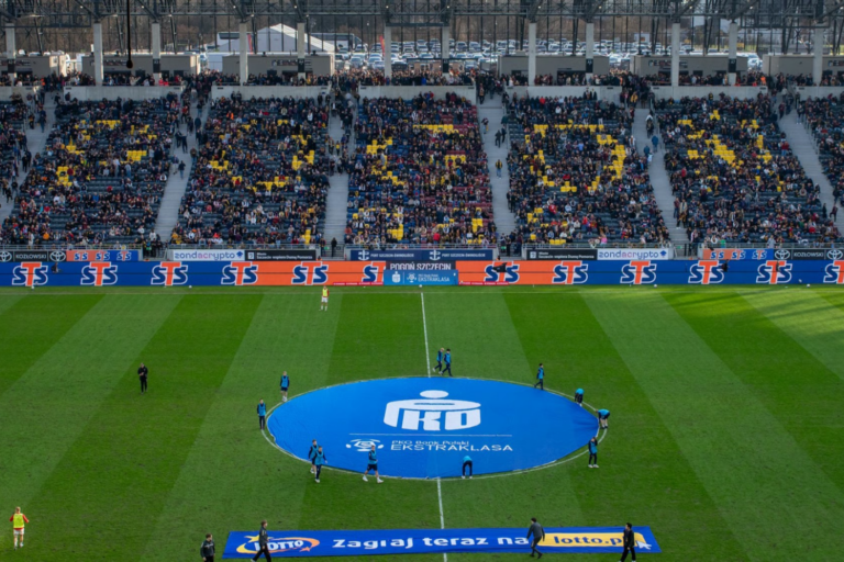 Drugi rząd band LED. Twoja reklama dla wielotysięcznej publiki na Stadionie Dumy Pomorza!