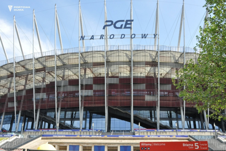 Transferowy hit?! Reprezentant Polski może wzmocnić Pogoń Szczecin!
