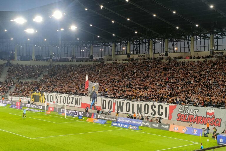 Mury Częstochowy runęły w Szczecinie