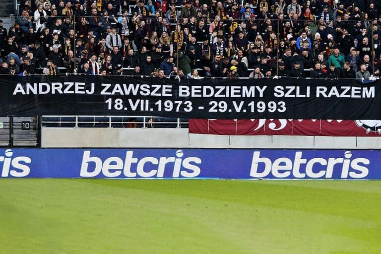 Odsłonięcie pamiątkowej tablicy dla Andrzeja Kujawy